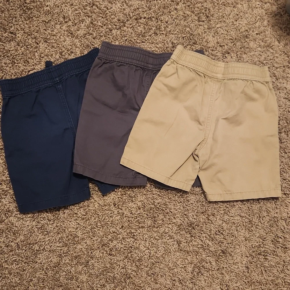 Bundle of 9 Toddler Boy 3T Shorts. Cat & Jack, Okie Dokie & Garanimals - Picture 7 of 8